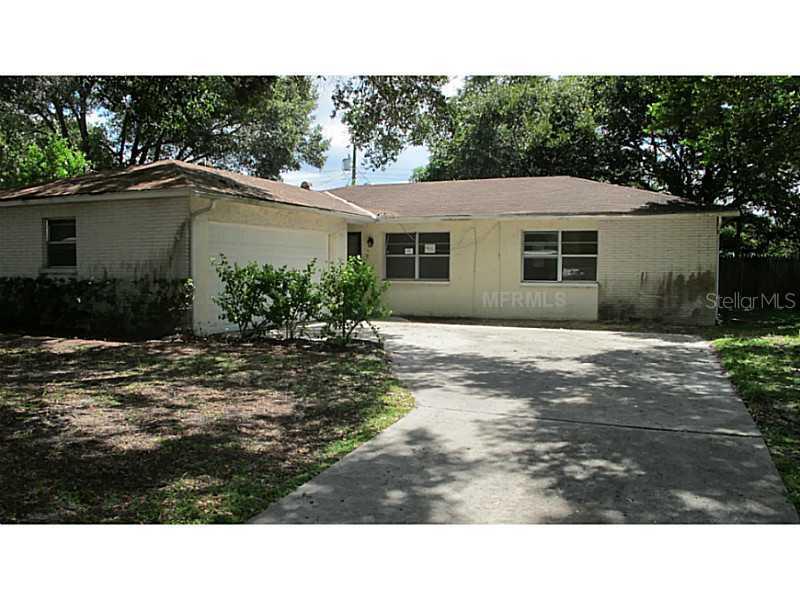 1605 Calamondin Ln., Clearwater, FL 33759
