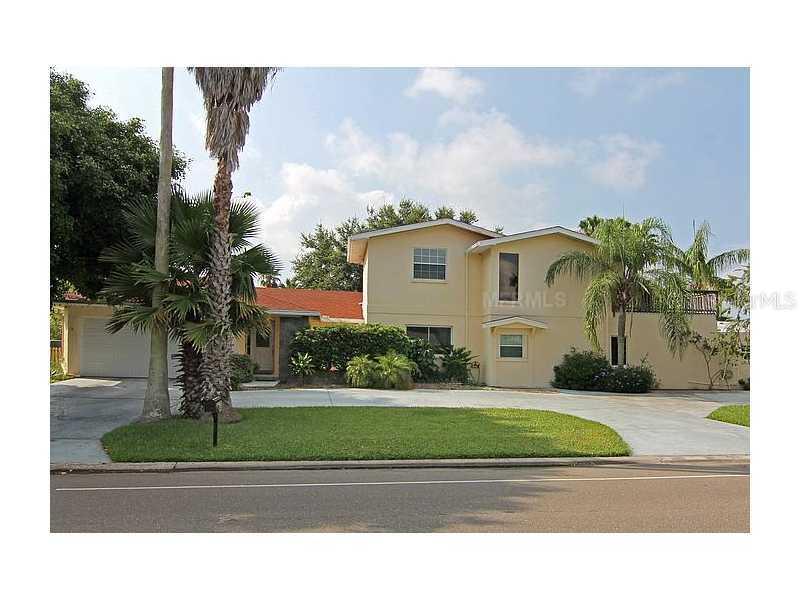 385 Capri Blvd., Treasure Island, FL 33706