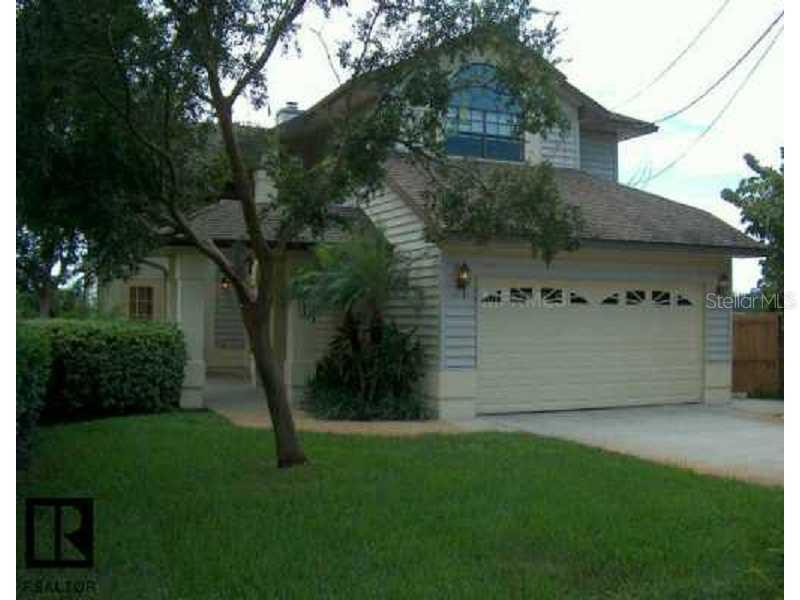 789 Chesapeake Dr., Tarpon Springs, FL 34689