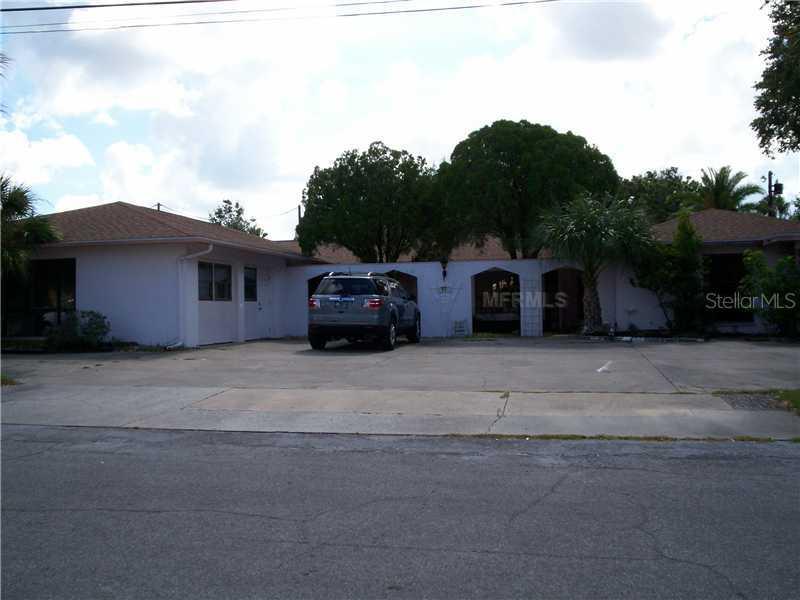 77 Overbrook Blvd., Largo, FL 33770