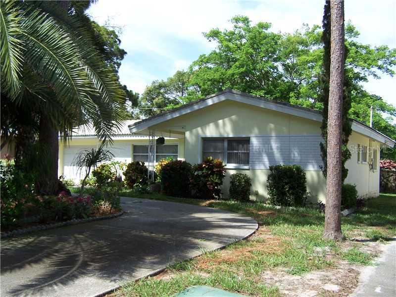 2027 Pine Ridge Dr., Clearwater, FL 33763