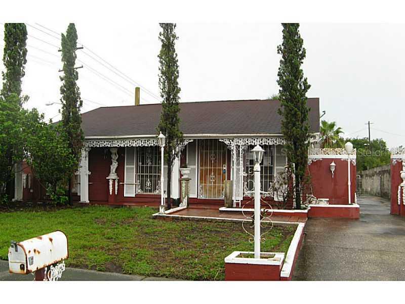 8311 Regina Pl., Tampa, FL 33615