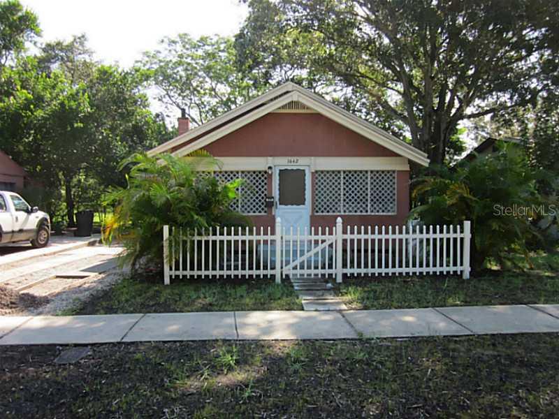 1642 39th St., St Petersburg, FL 33711