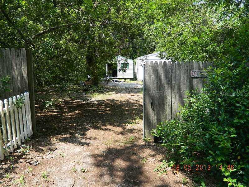 Pent St., Tarpon Springs, FL 34689