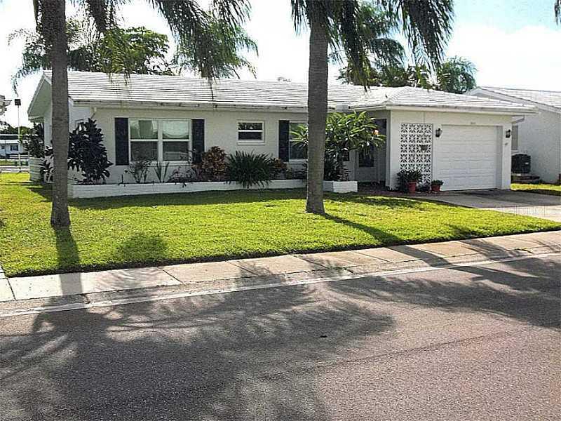 9835 36th Way N, Pinellas Park, FL 33782