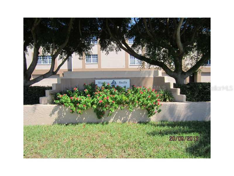 1101 Pinellas Bayway #304, Tierra Verde, FL 33715