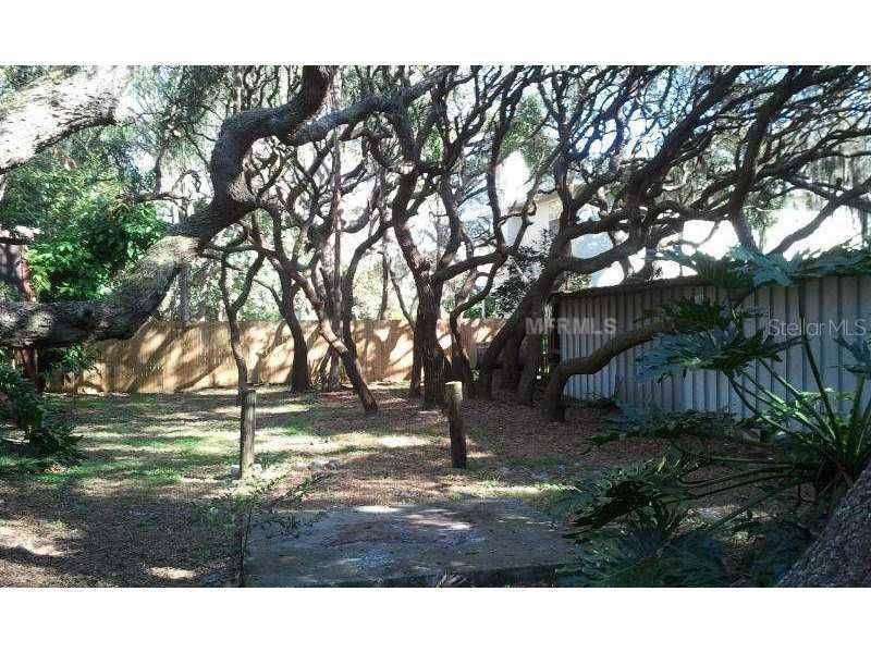 Lillian Ave., Seminole, FL 33778