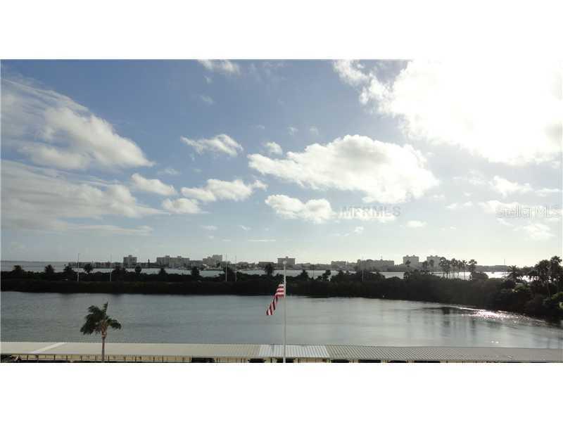 31 Island Way #305, Clearwater, FL 33767