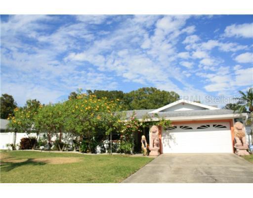 5455 Bayshore Dr., Seminole, FL 33772