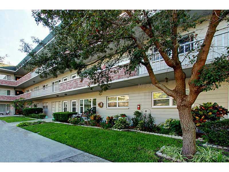 2427 Rhodesian Dr. #19, Clearwater, FL 33763