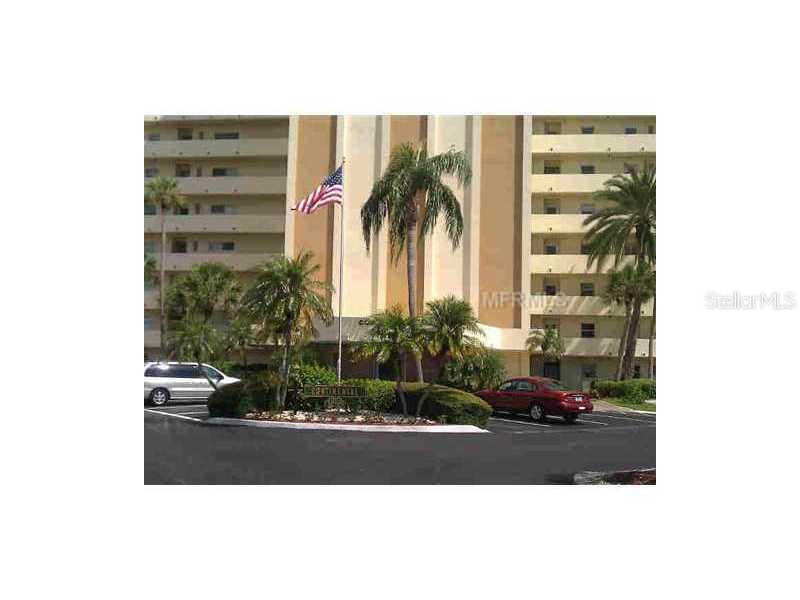 4775 Cove Cir. #202, St Petersburg, FL 33708