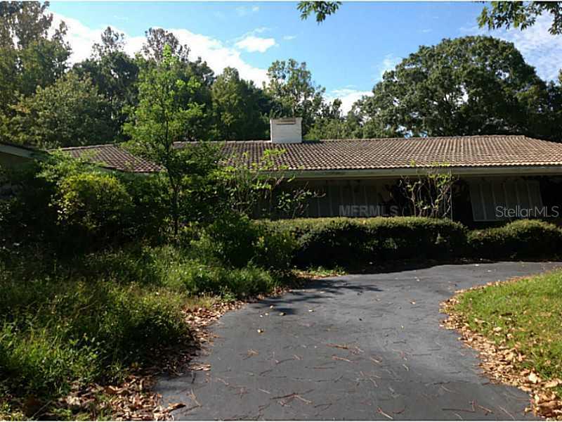 1696 Sunnybrook Ln., Clearwater, FL 33764