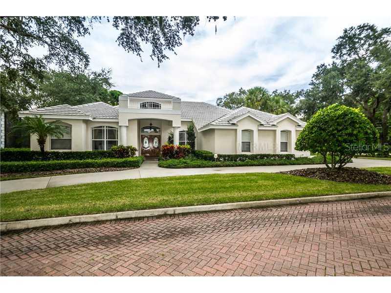 7390 Hunt Club Ln., Seminole, FL 33776