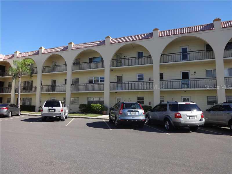 2258 World Parkway Blvd. #36, Clearwater, FL 33763