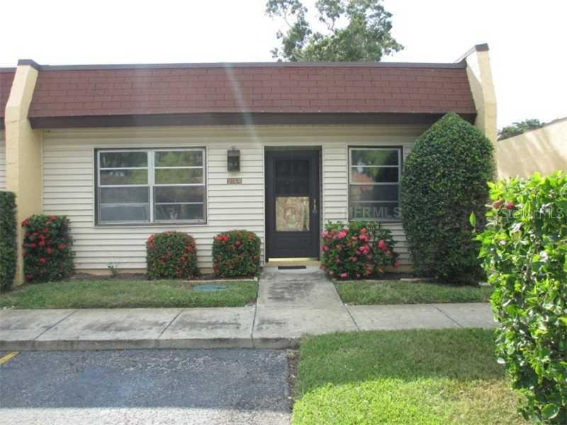 9144 Oakwood Ln. #6, Seminole, FL 33776