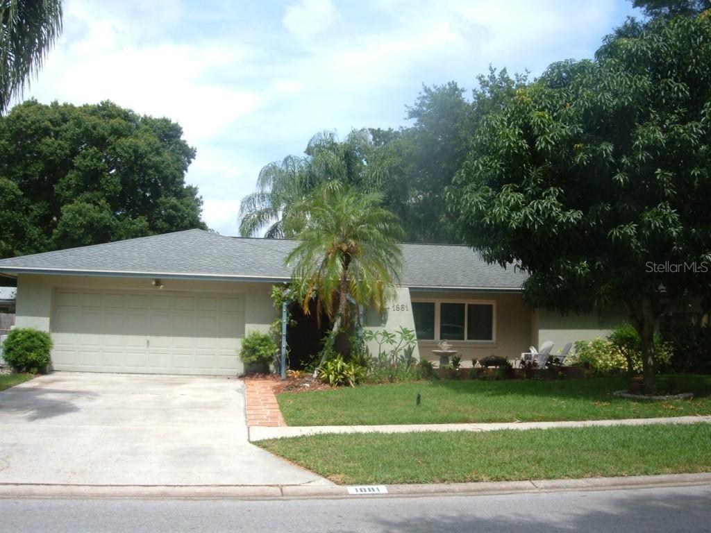 1881 Del Robles Dr., Largo, FL 33764