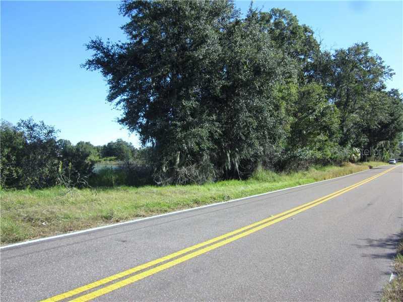 2202 Newberger Rd., Lutz, FL 33549