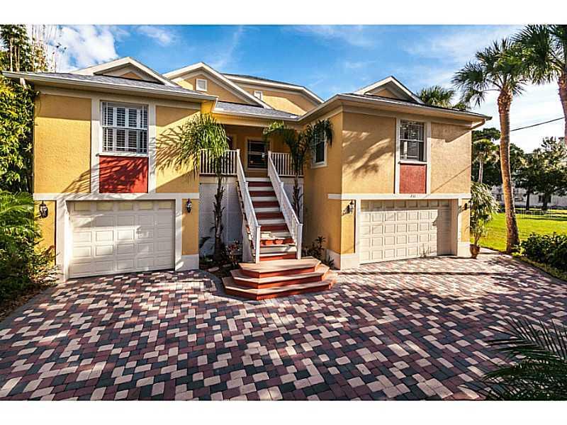 212 N Spring Blvd., Tarpon Springs, FL 34689