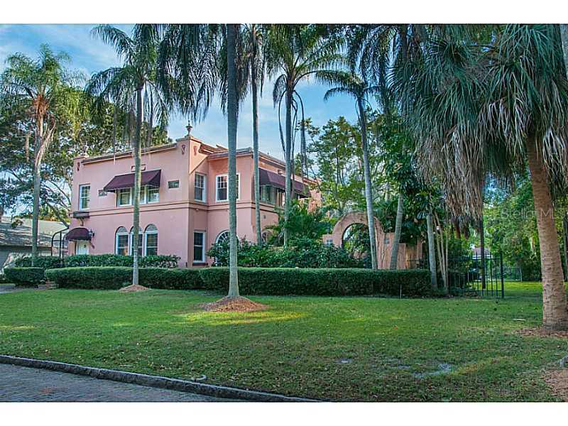 7210 3rd Ave., St Petersburg, FL 33710