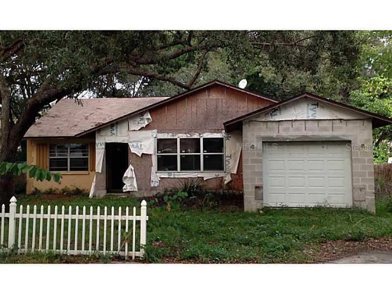 617 Boston St., Tarpon Springs, FL 34689