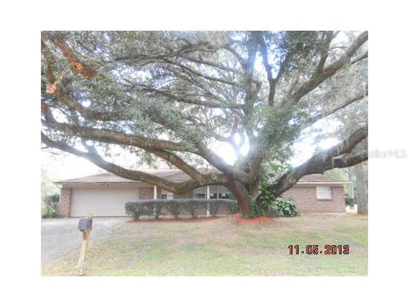 2526 Ranch Lake Cir., Lutz, FL 33559