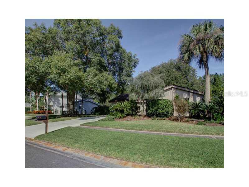 15405 Deerglen Dr., Tampa, FL 33624