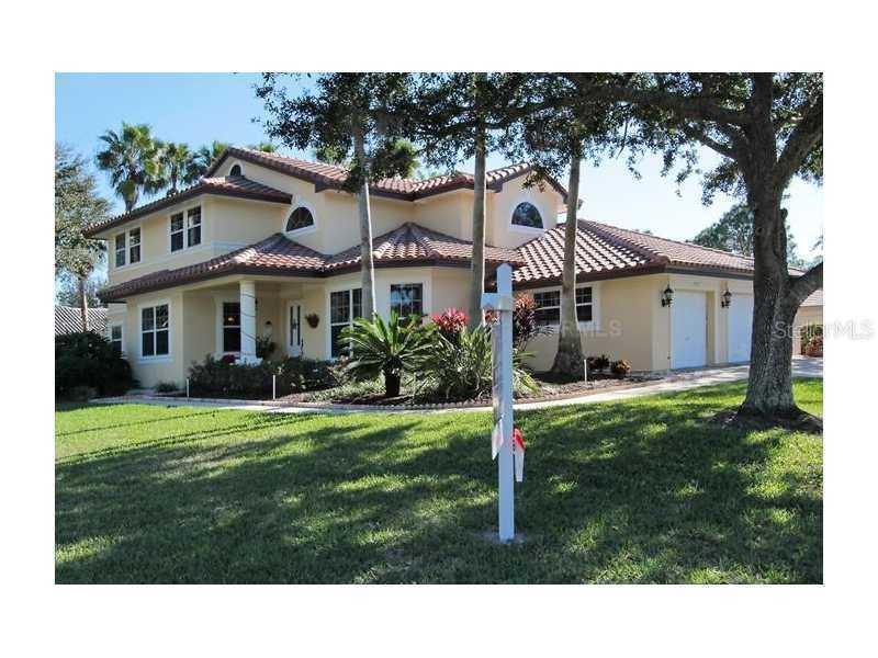 1075 Berkshire Ln., Tarpon Springs, FL 34688