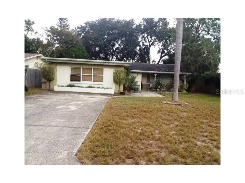 10516 Pineapple Rd., Seminole, FL 33772