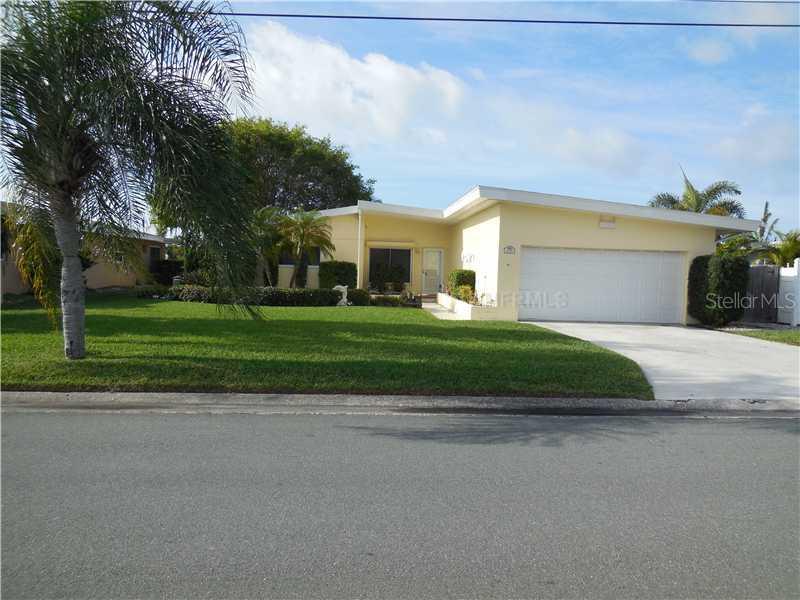 11380 4th St., Treasure Island, FL 33706