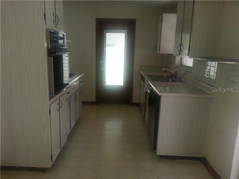 13175 Clay Ave., Largo, FL 33773