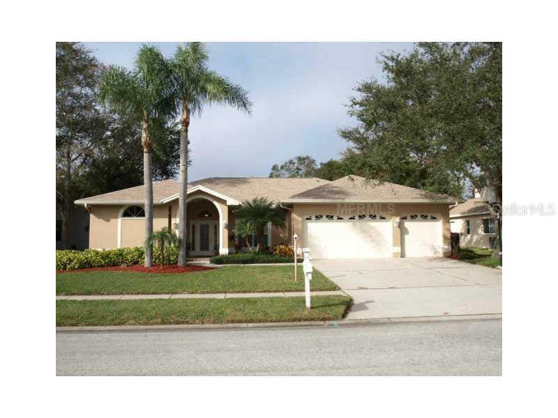 2090 Swan Ln., Palm Harbor, FL 34683