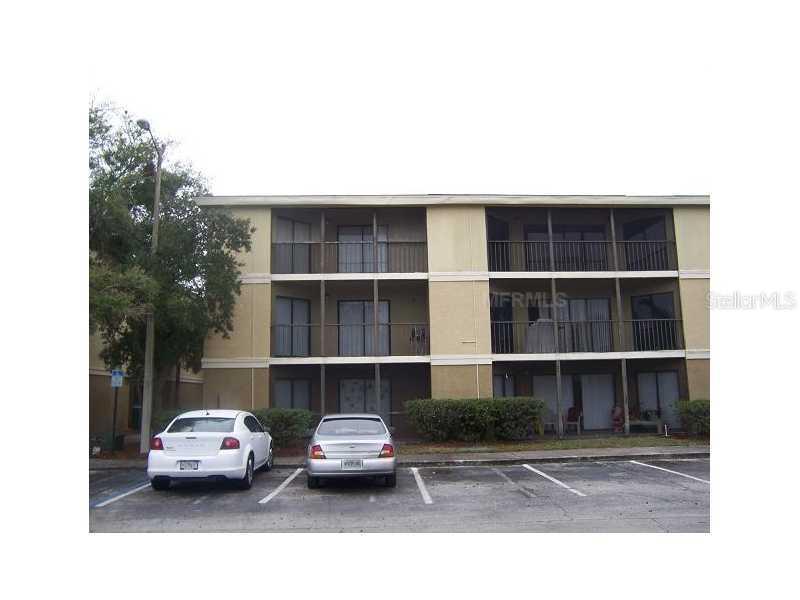7508 Stillridge Dr. #E, Tampa, FL 33615