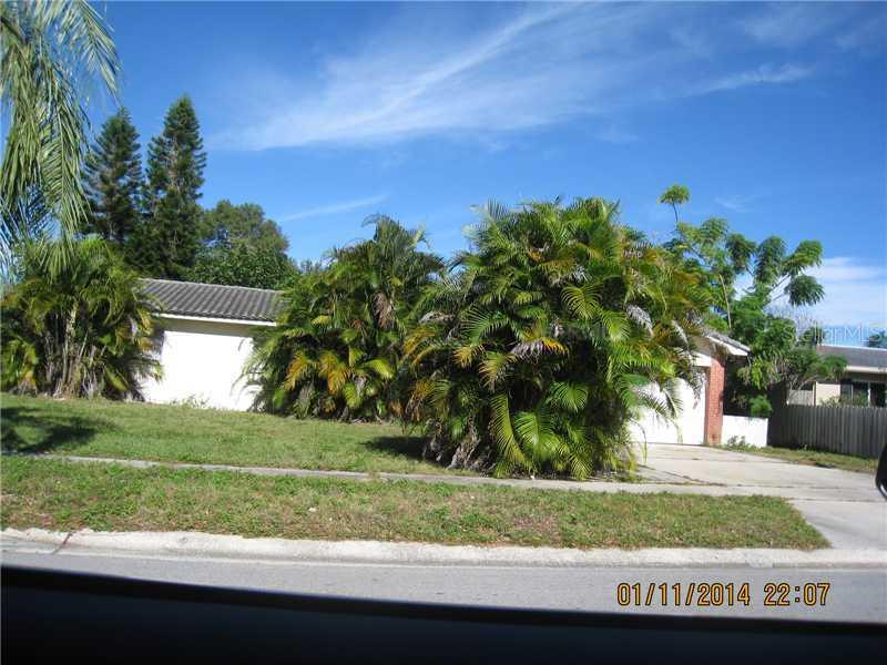 6359 N 33rd Ave., St. Petersburg, FL 33710