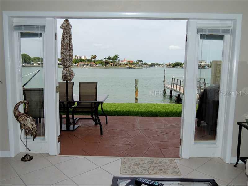 137 104th Ave. #5, Treasure Island, FL 33706