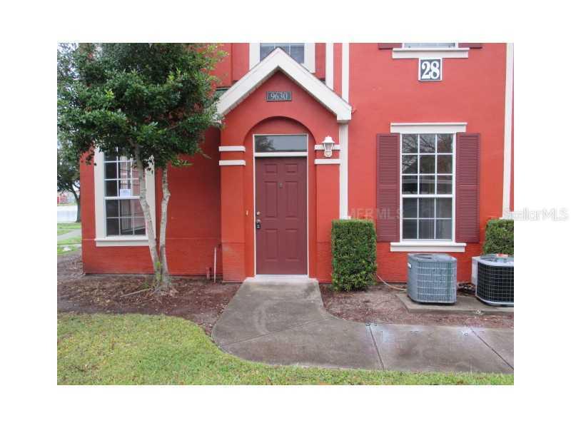 9630 Lake Chase Island Way, Tampa, FL 33626