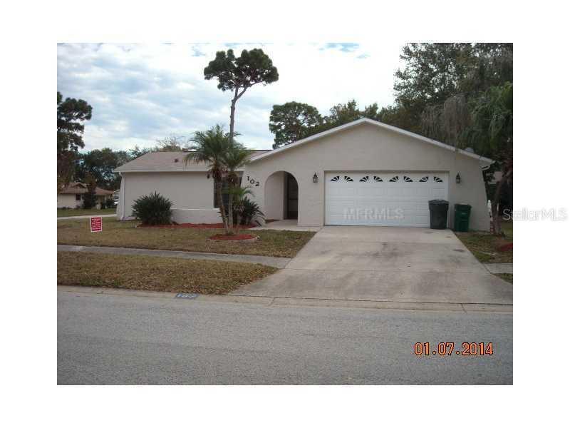 102 Meadowcross Dr., Safety Harbor, FL 34695