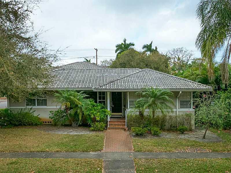 305 20th Ave., St Petersburg, FL 33701