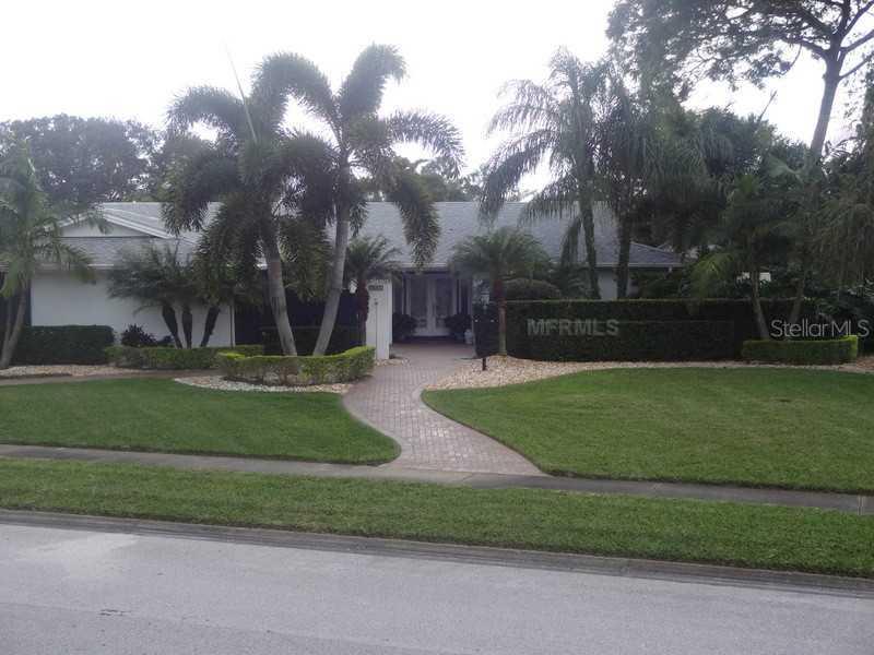 7635 Cumberland Rd., Largo, FL 33777