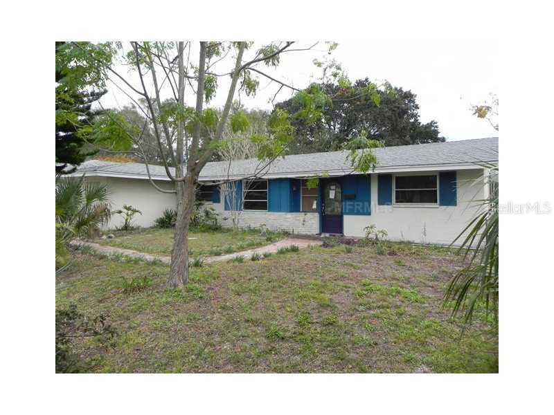 2519 14th Ave., Bradenton, FL 34205