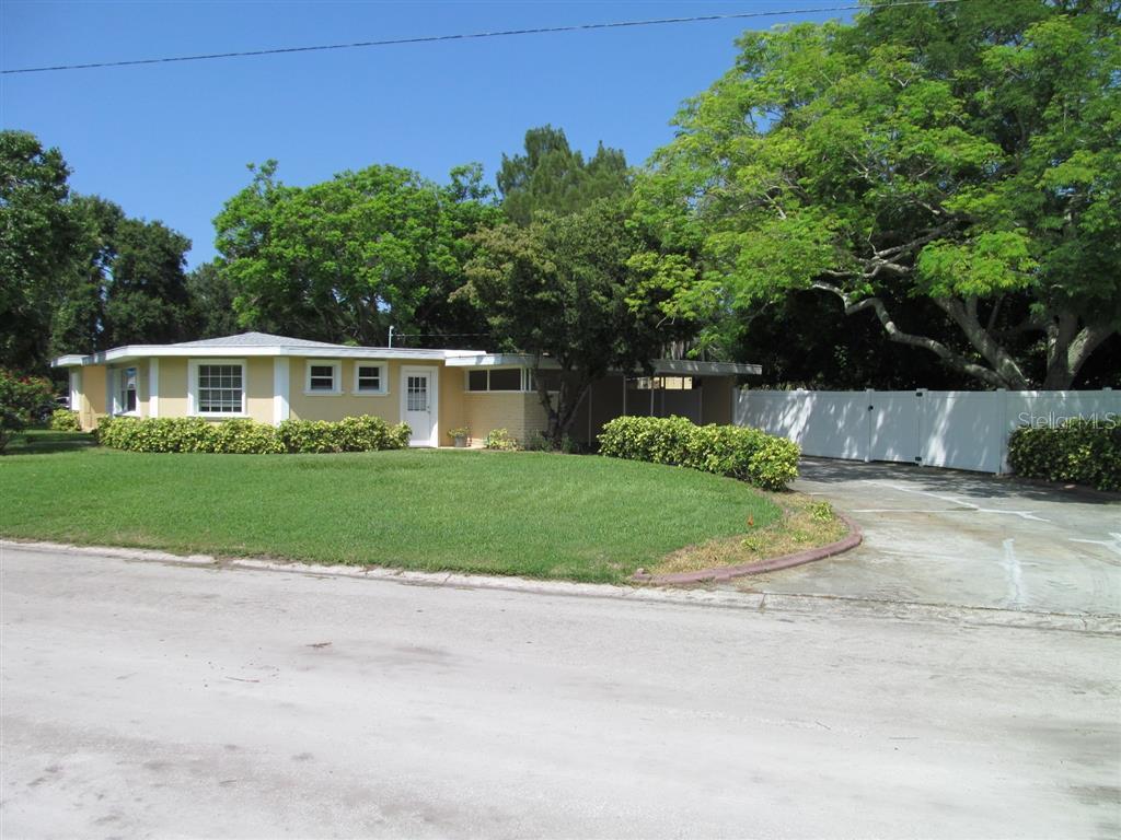 5901 13th Ave., St Petersburg, FL 33710