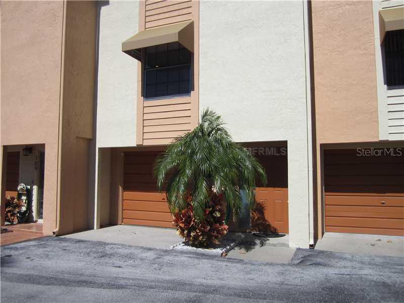 745 Pinellas Bayway #108, Tierra Verde, FL 33715