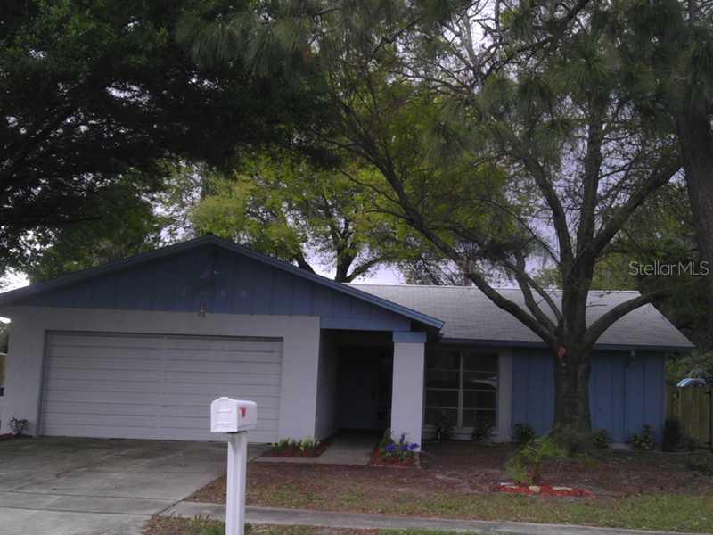 2468 Timbercrest Cir., Clearwater, FL 33763