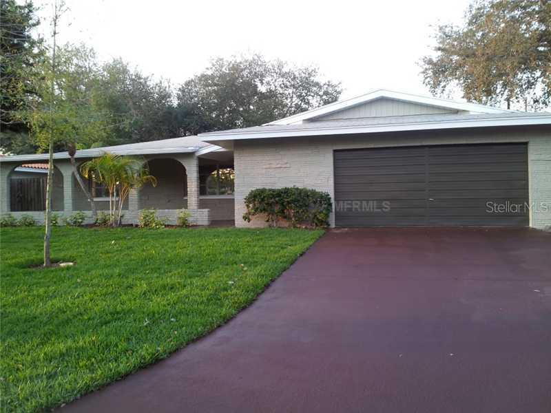 4276 14th Ln., St Petersburg, FL 33703