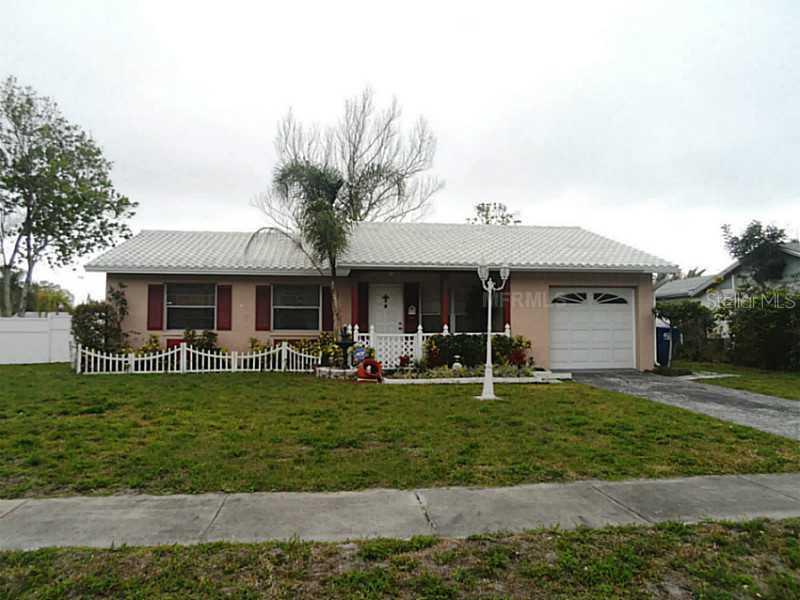 7992 Smoketree Ct., Largo, FL 33773