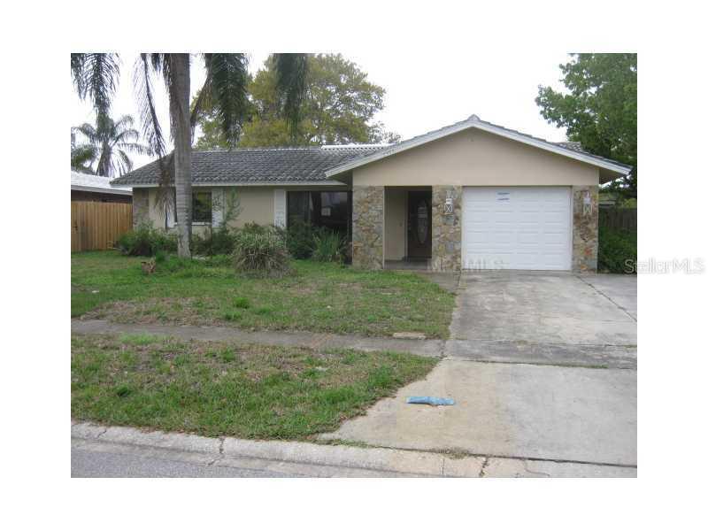 2592 14th Ave., Largo, FL 33770