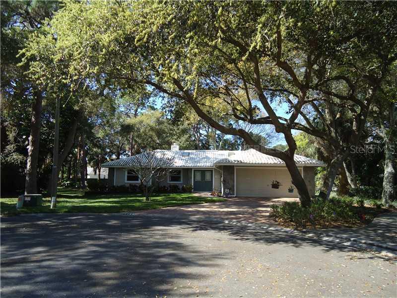 2860 58th Cir., St Petersburg, FL 33712