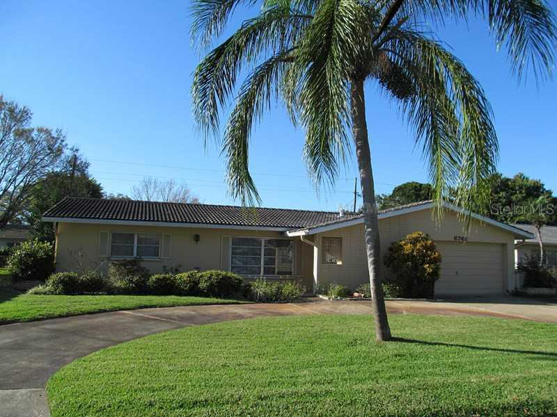 6742 14th Ave., St Petersburg, FL 33710