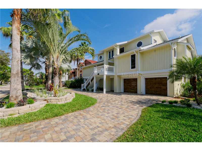 633 Soundview Dr., Palm Harbor, FL 34683