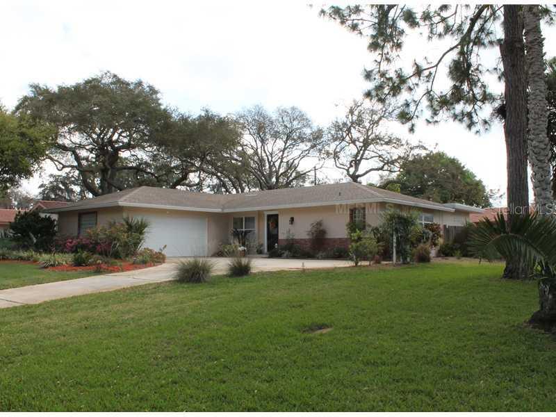 14450 Oakglen Dr., Largo, FL 33774