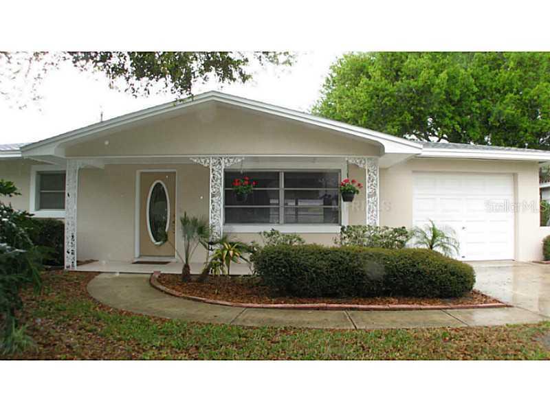 8926 108th Ln., Seminole, FL 33772